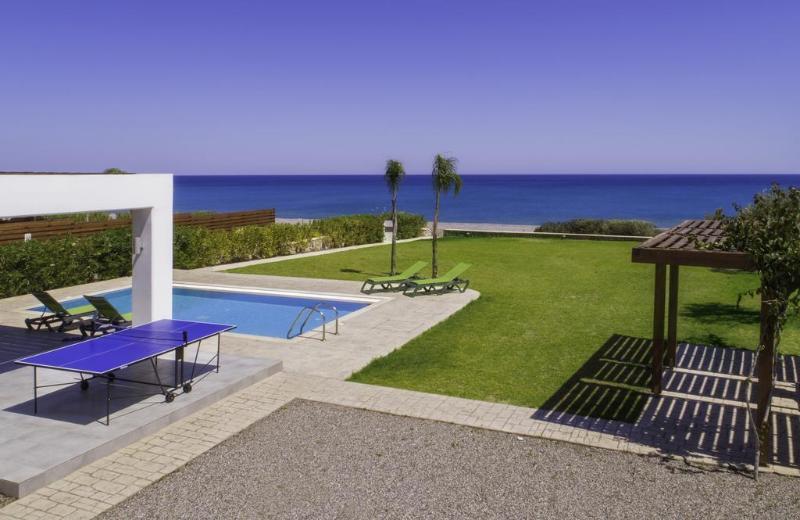 Antonoglou Beach Villas - Lahania Exterior photo